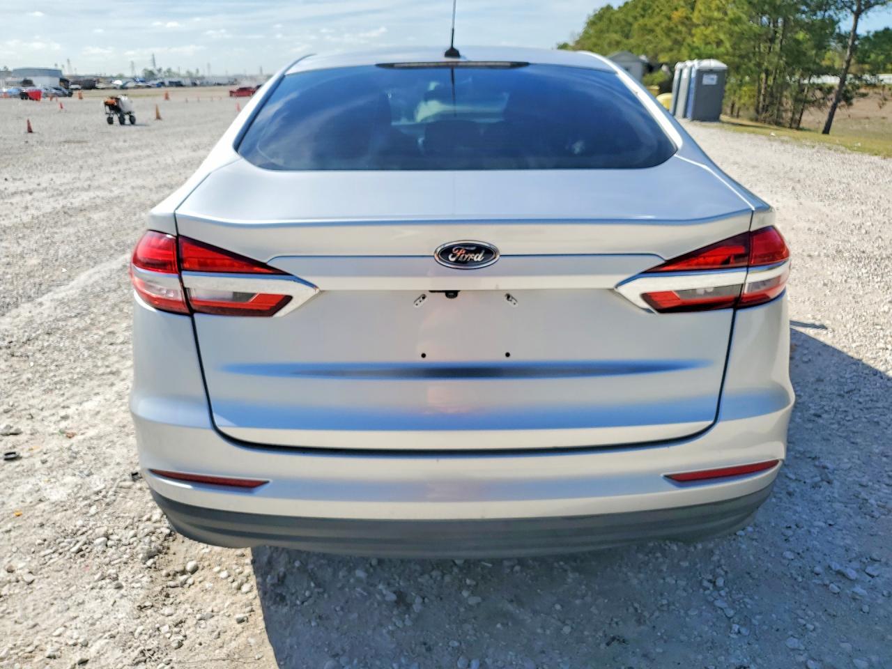 2016 Ford Fusion - Image 6