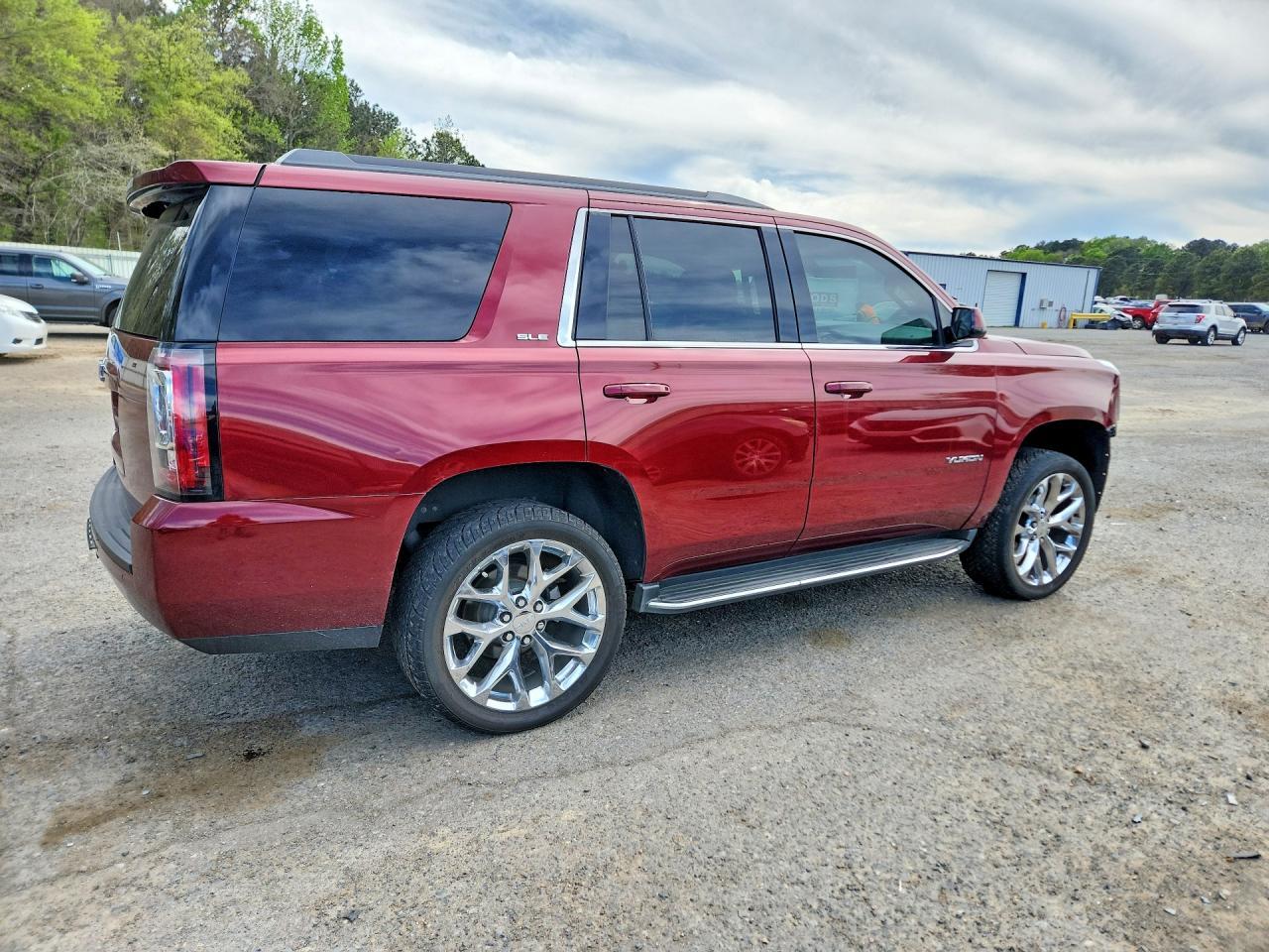 2020 GMC Yukon Sle - Image 3