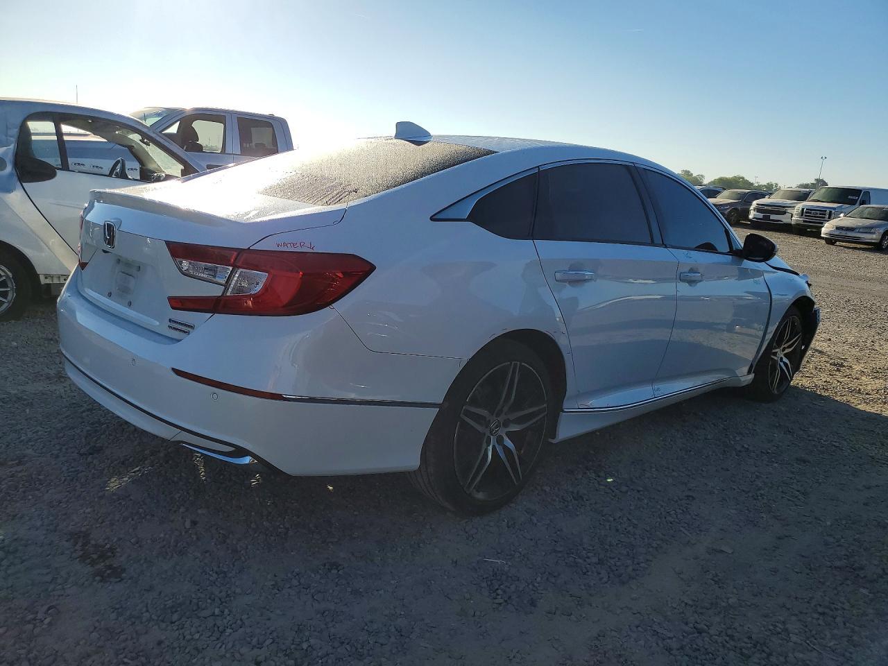2022 Honda Accord Touring Hybrid - Фото 3