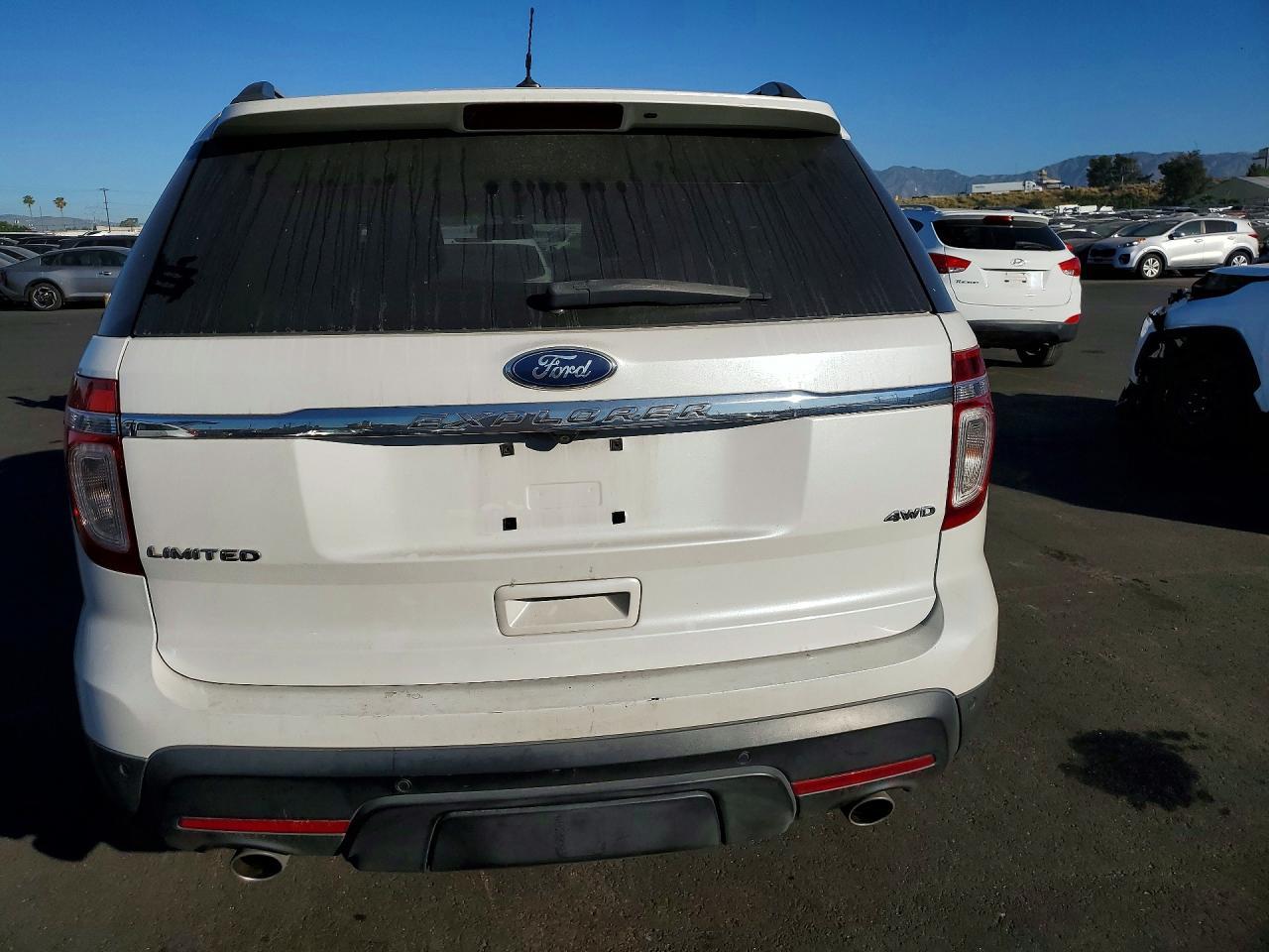 2012 Ford Explorer Limited - Image 6