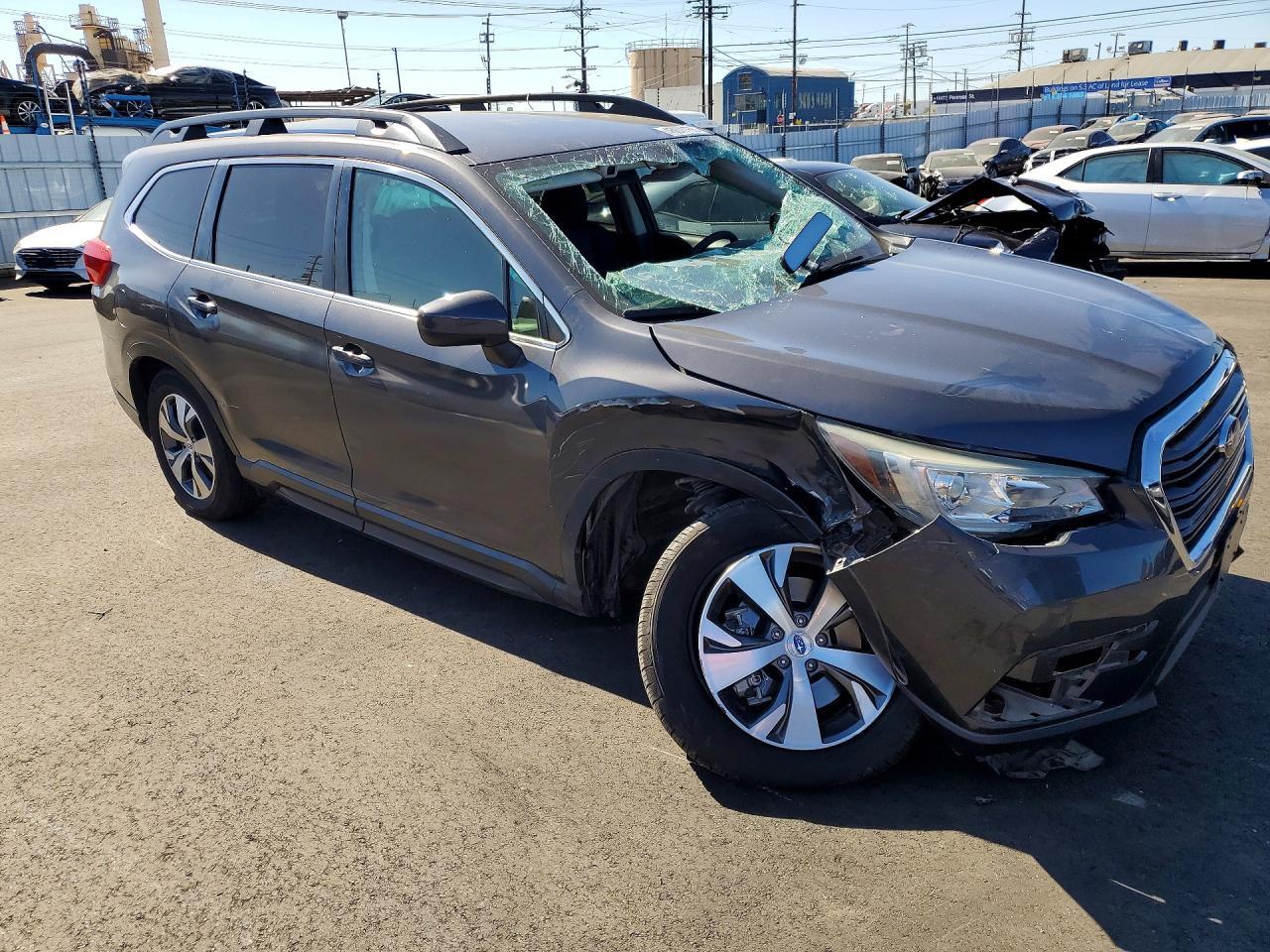 2019 Subaru Ascent Premium - Фото 4