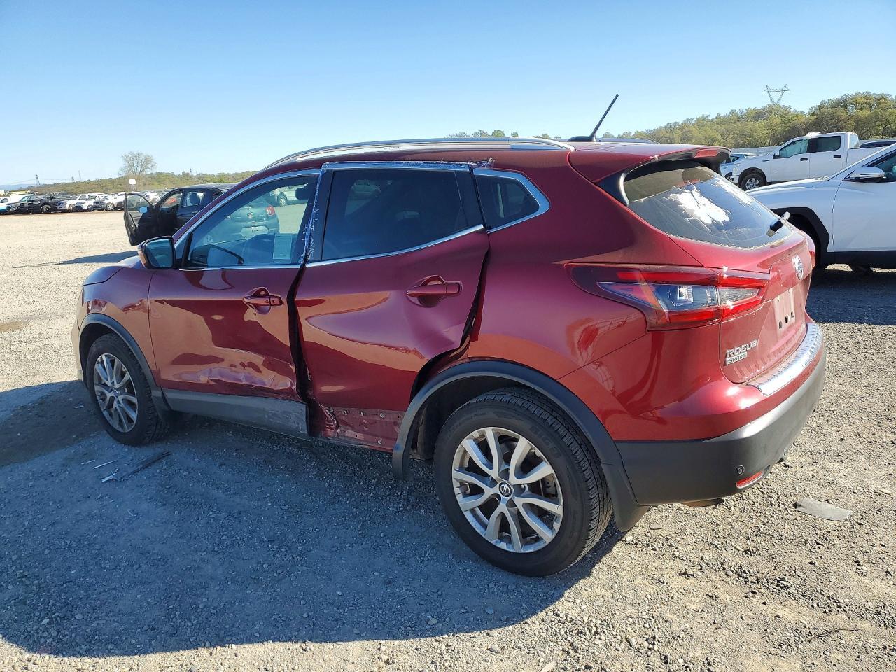 2020 Nissan Rogue Sport Sv - Фото 2