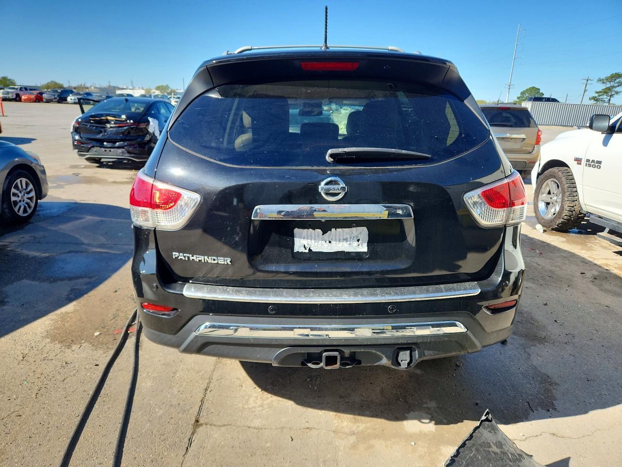 2015 Nissan Pathfinder Sl - Image 6