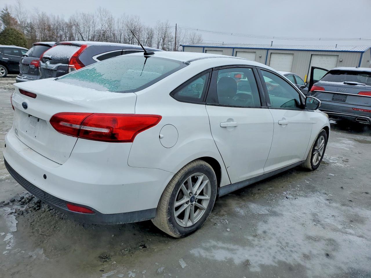 2016 Ford Focus Se - Image 3