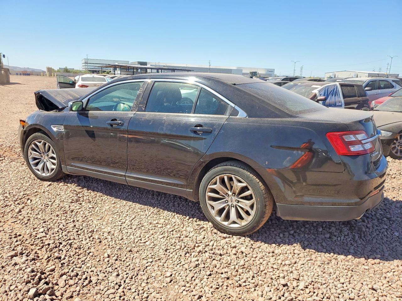 2017 Ford Taurus Limited - Image 2