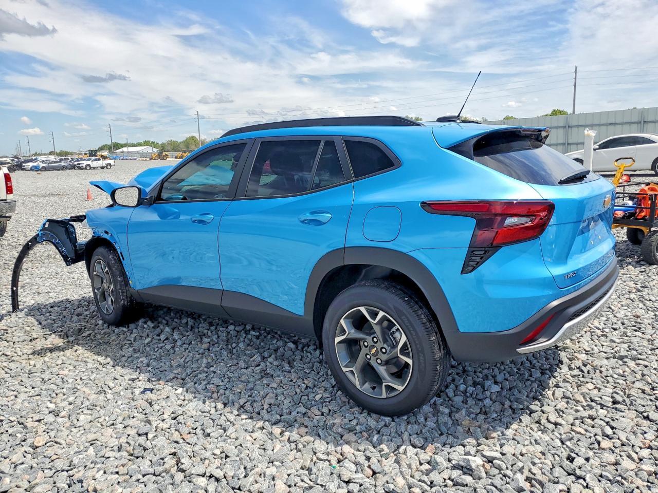 2026 Chevrolet Trax 1Lt - Фото 2