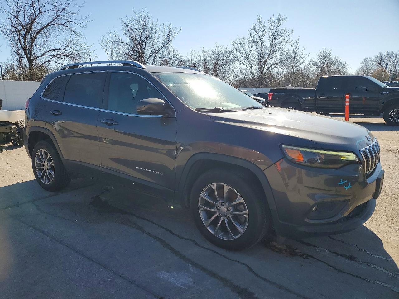 2019 Jeep Cherokee Latitude Plus - Фото 4