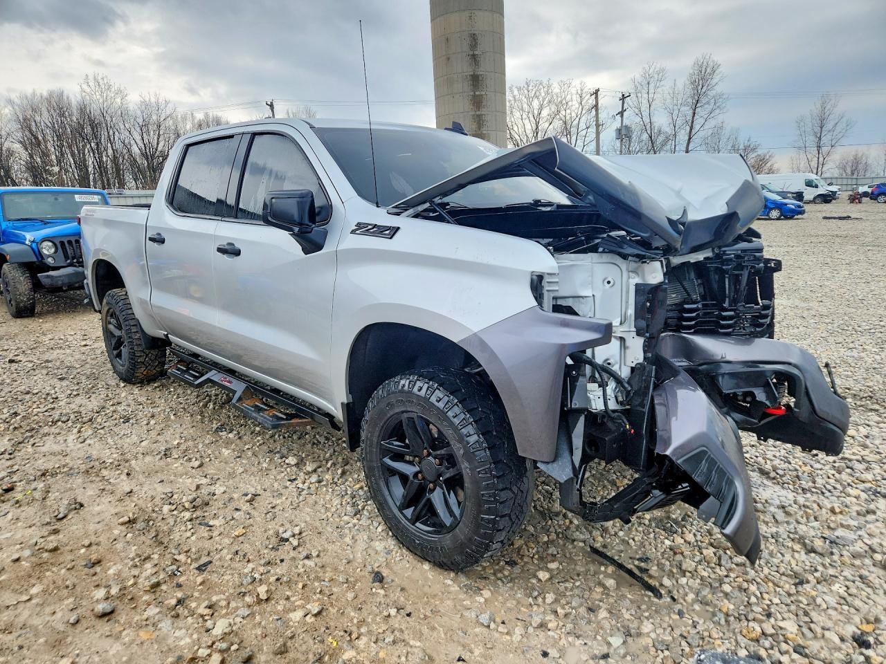 2021 Chevrolet Silverado K1500 Trail Boss Custom - Фото 4