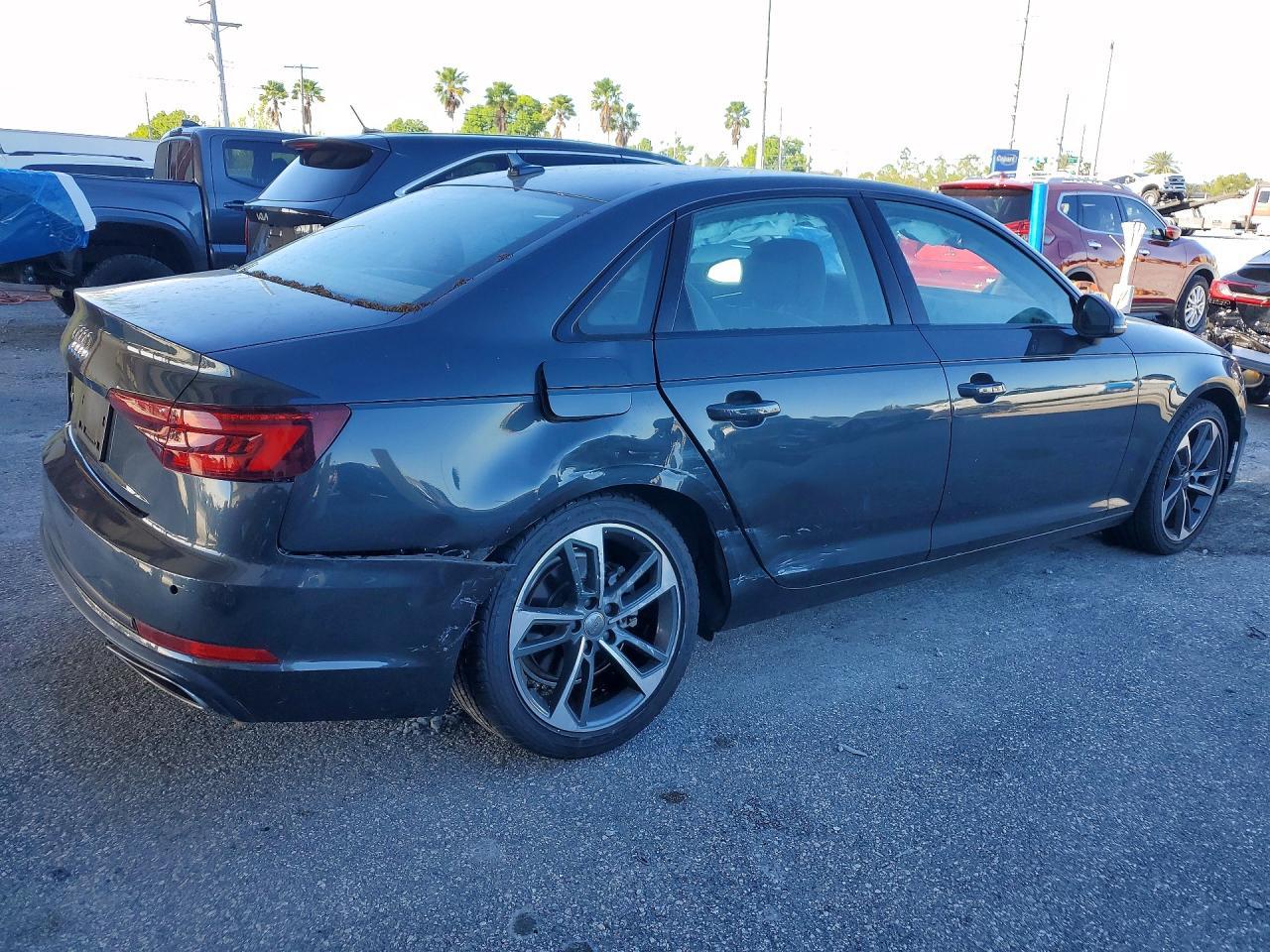 2019 Audi A4 Premium - Фото 3