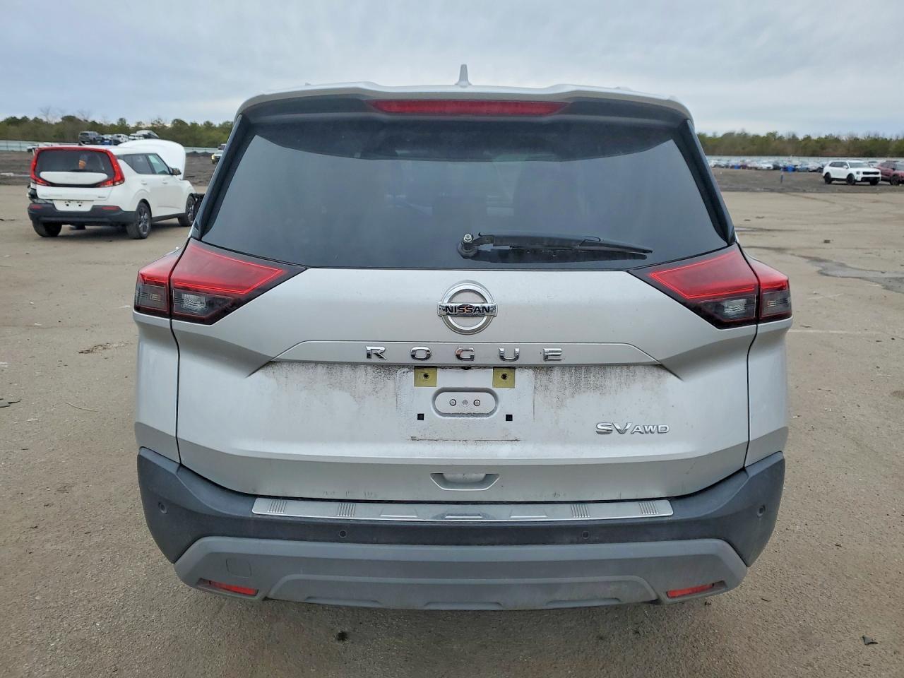 2021 Nissan Rogue Sv - Image 6