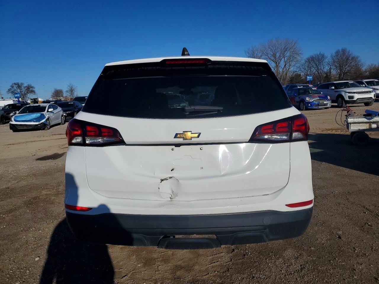2022 Chevrolet Equinox Ls - Фото 6