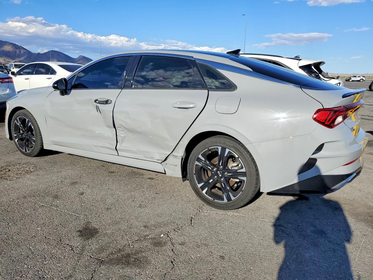 2021 Kia K5 Gt-Line - Фото 2