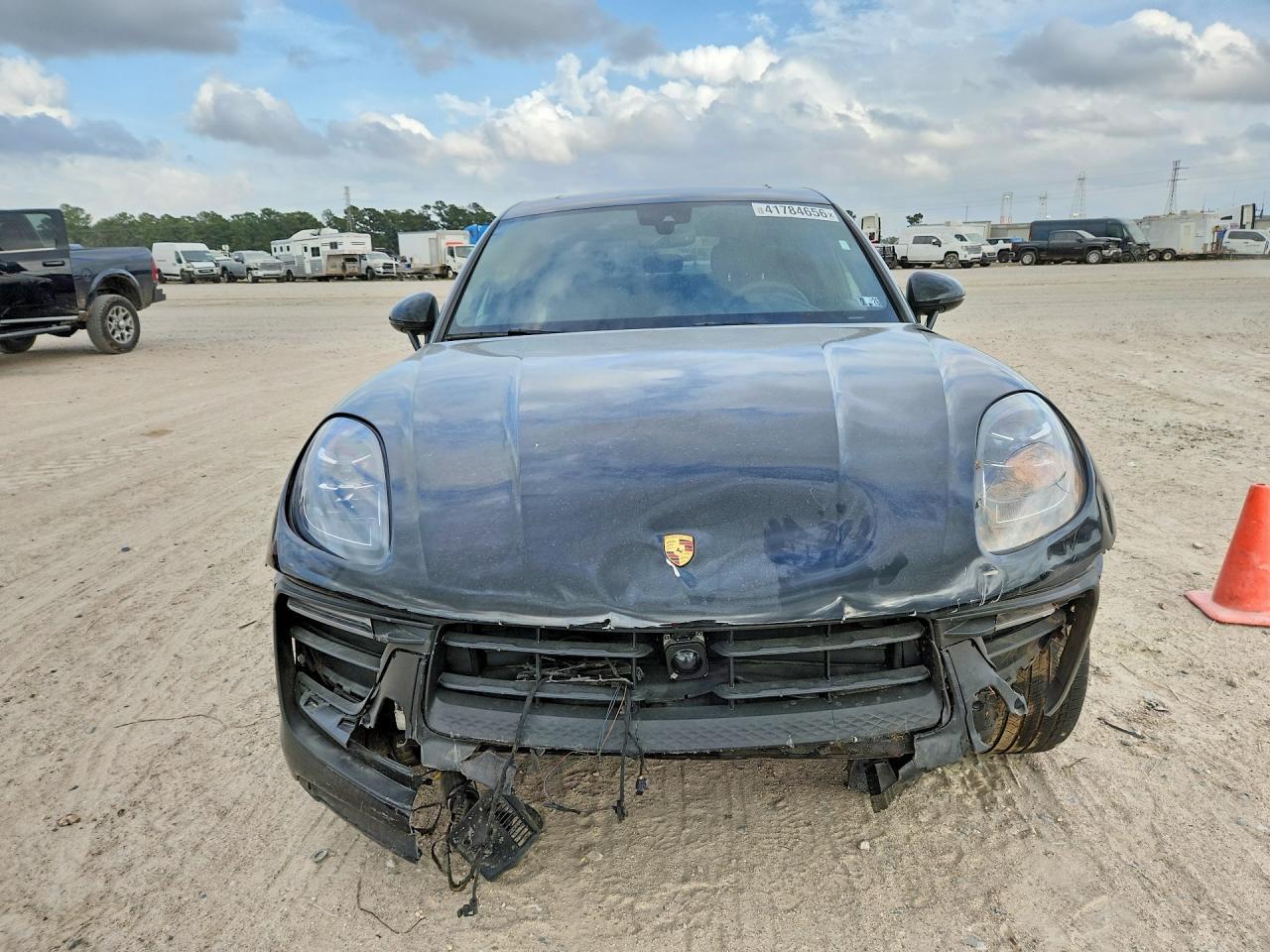2025 Porsche Macan Base - Фото 5