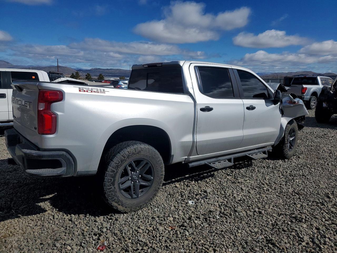 2021 Chevrolet Silverado K1500 Lt Trail Boss - Image 3