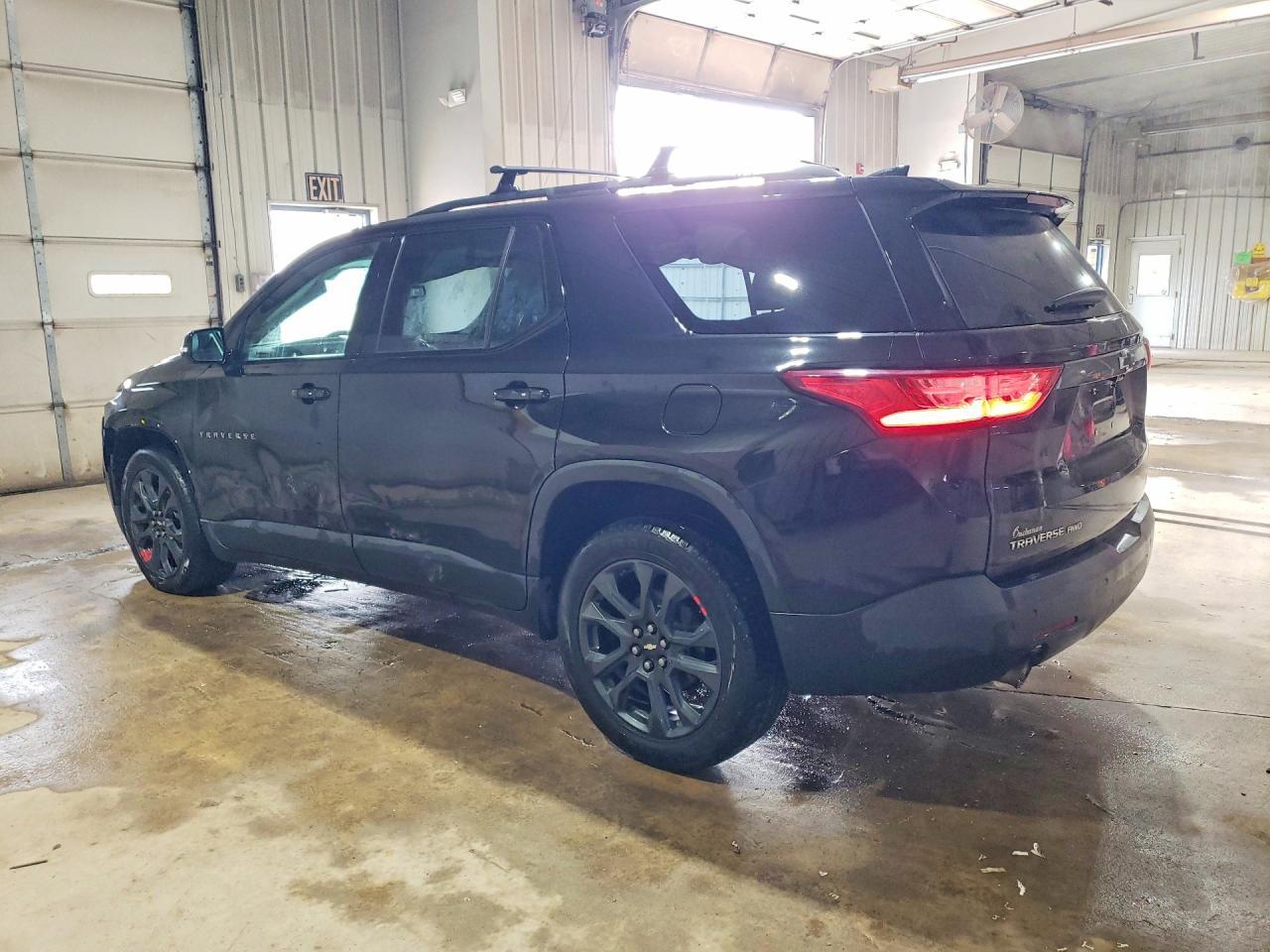 2019 Chevrolet Traverse High Country - Image 2