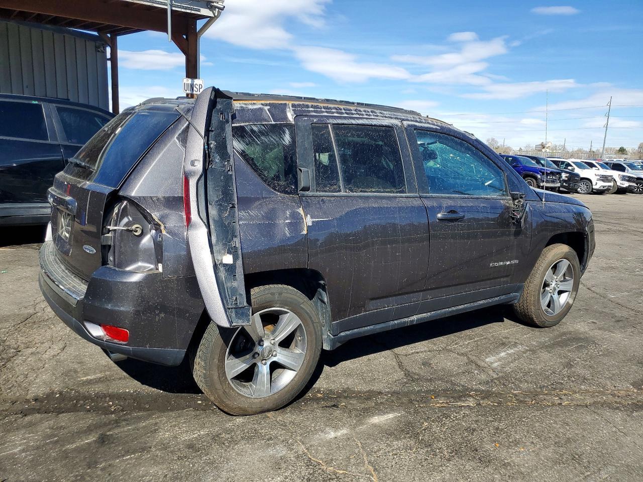 2017 Jeep Compass Latitude - Фото 3