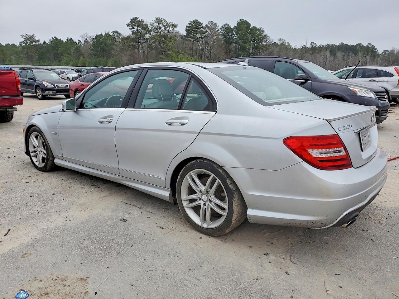 2012 Mercedes-Benz C 250 - Фото 2