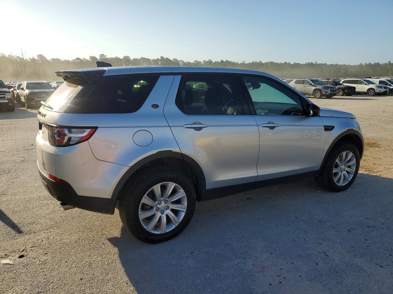 2019 Land Rover Discovery Sport Se - Фото 3