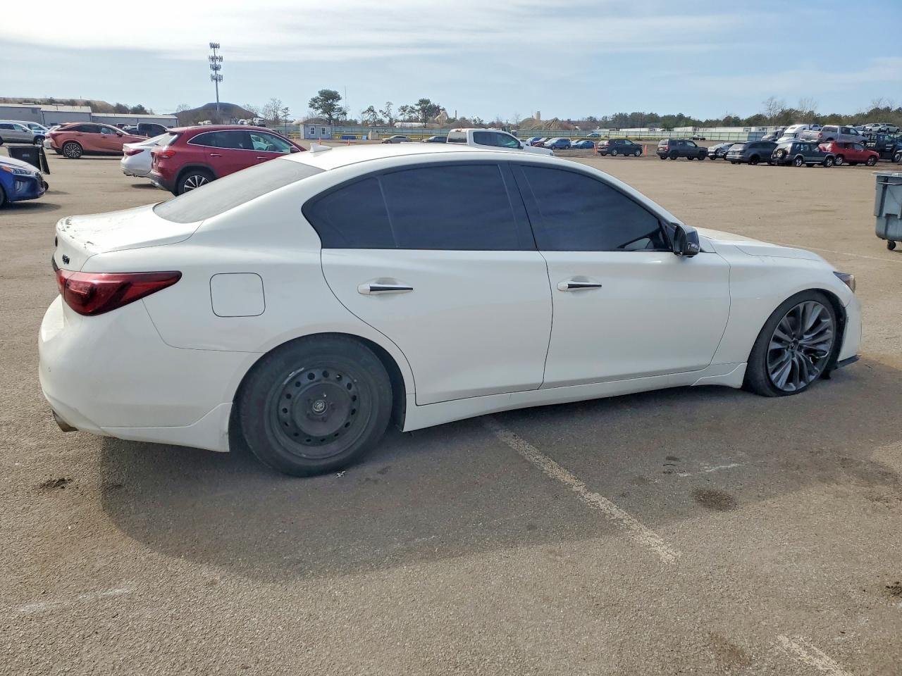 2022 Infiniti Q50 Luxe - Фото 3