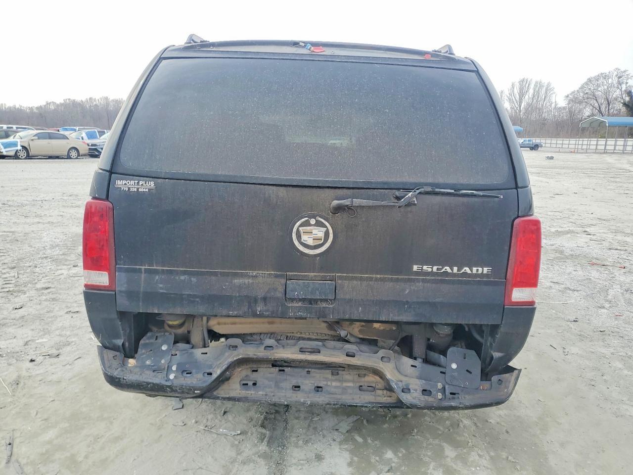 2004 Cadillac Escalade Luxury - Image 6