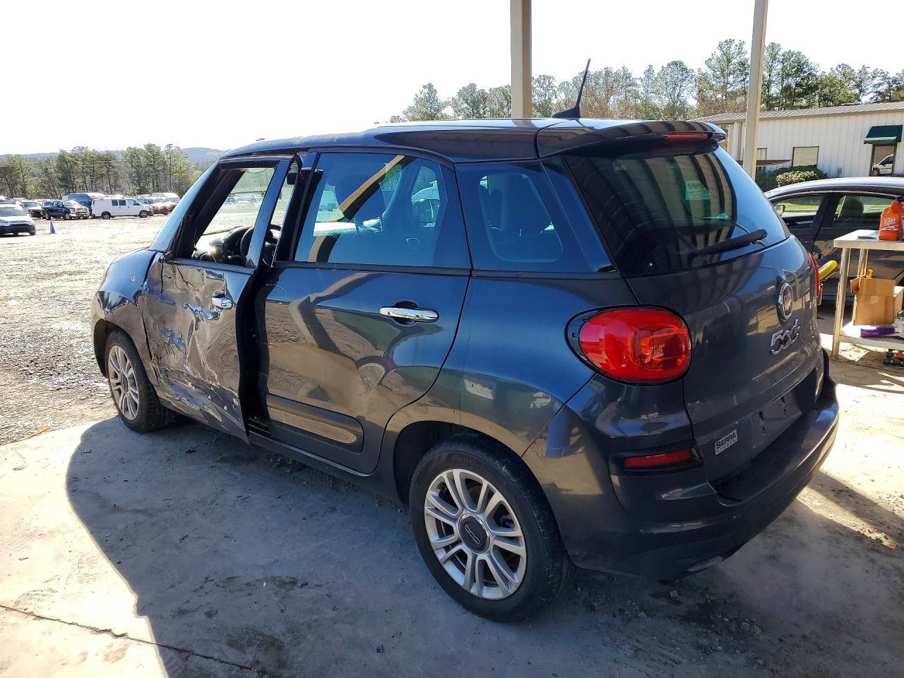 2019 Fiat 500L Pop - Фото 2