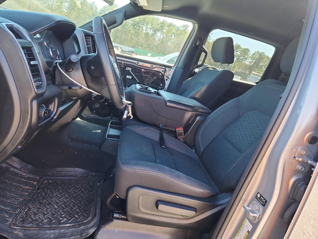 2025 Ram 1500 Tradesman - Image 7