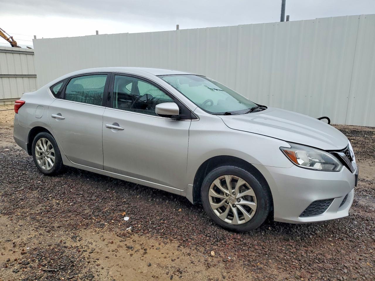 2019 Nissan Sentra S - Фото 4