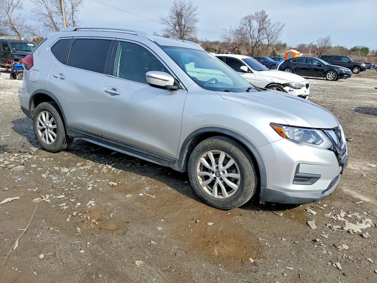2019 Nissan Rogue Sv - Фото 4