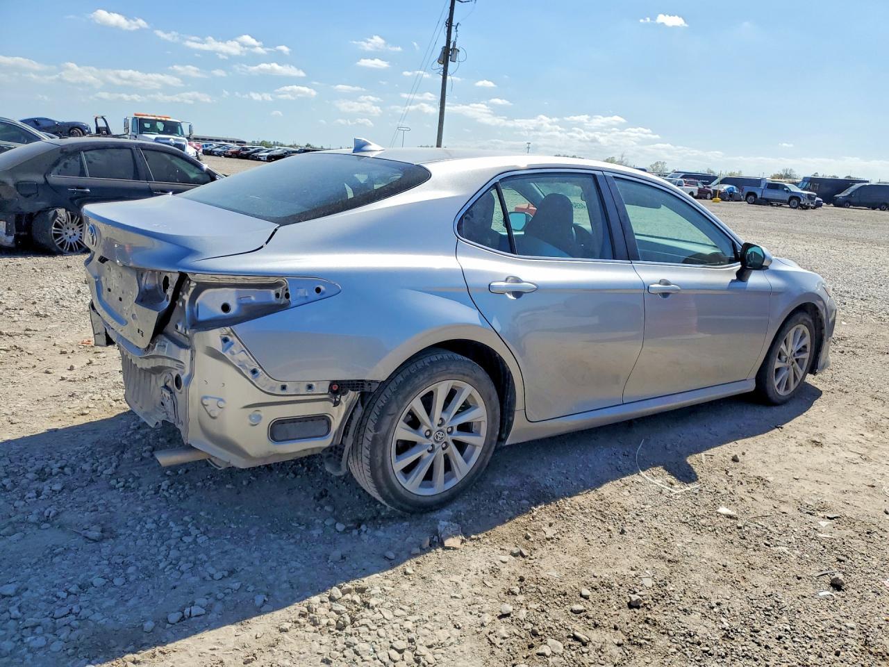 2023 Toyota Camry Le - Image 3