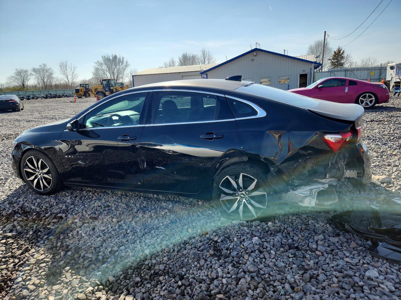 2017 Chevrolet Malibu Lt - Фото 2