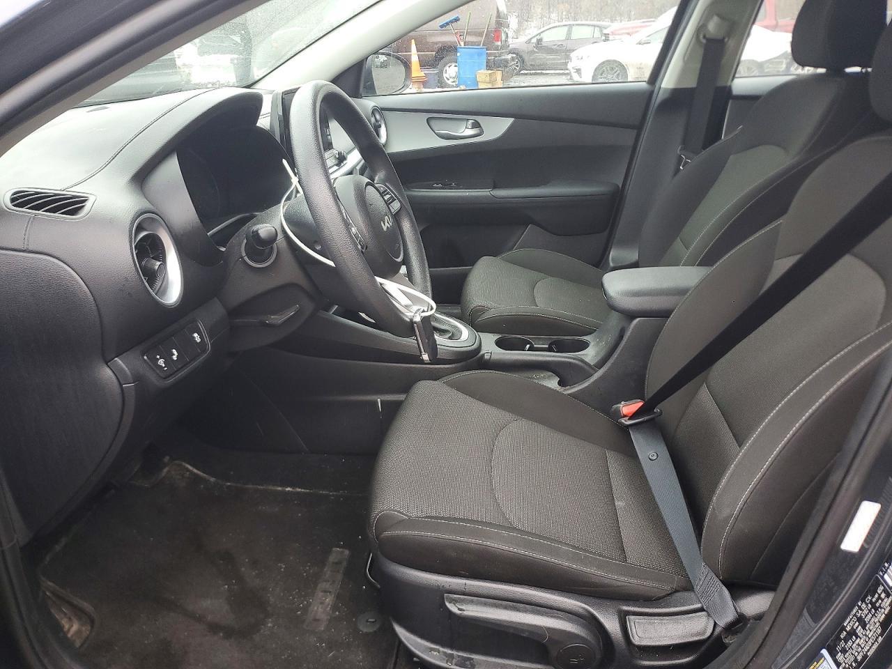 2023 Kia Forte Lxs - Image 7