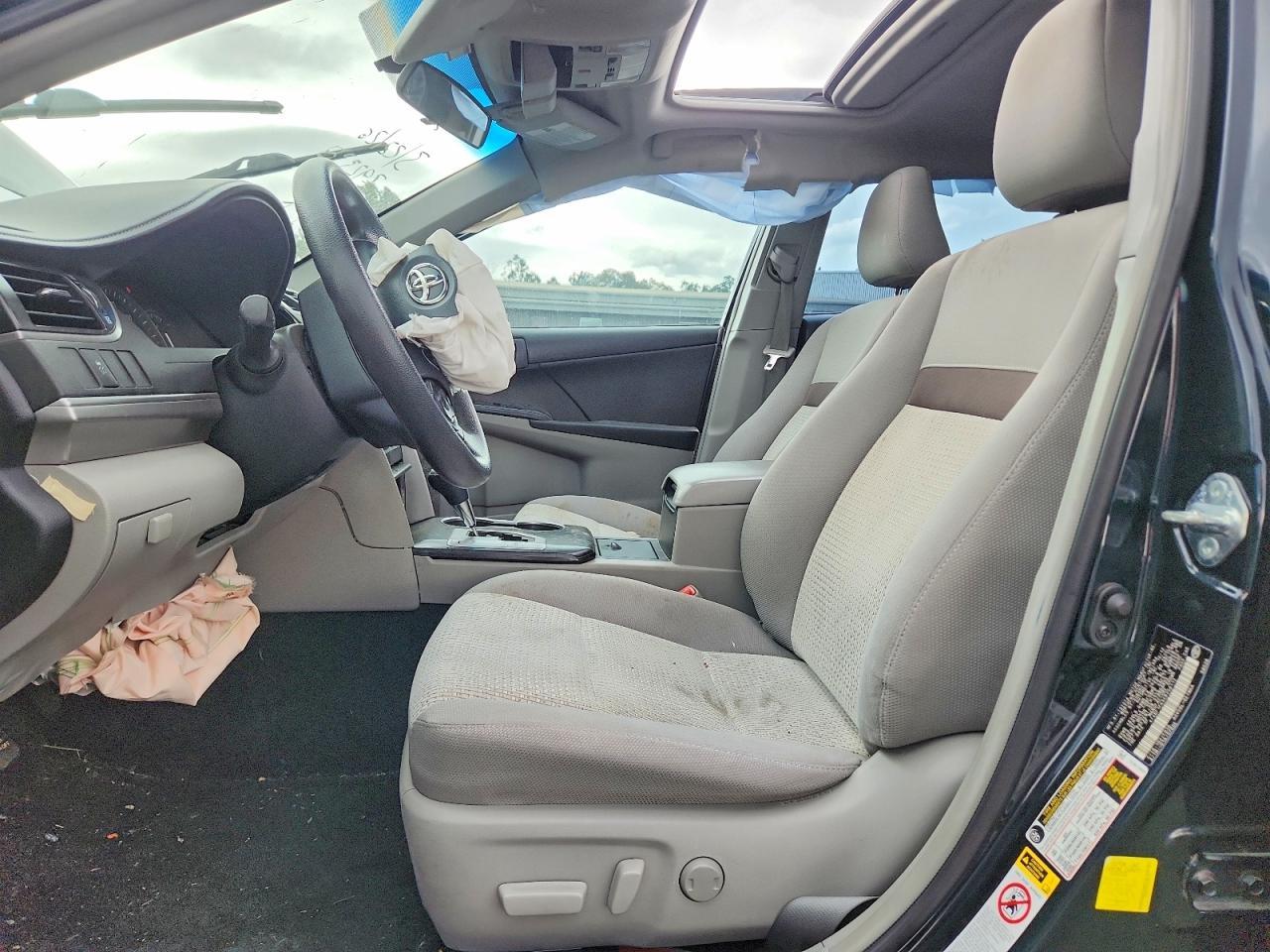 2012 Toyota Camry Le - Image 7