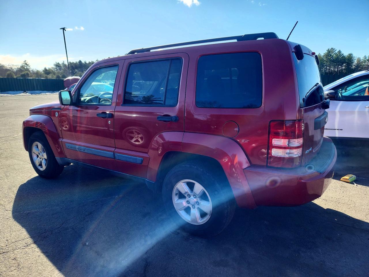 2010 Jeep Liberty Sport - Фото 2
