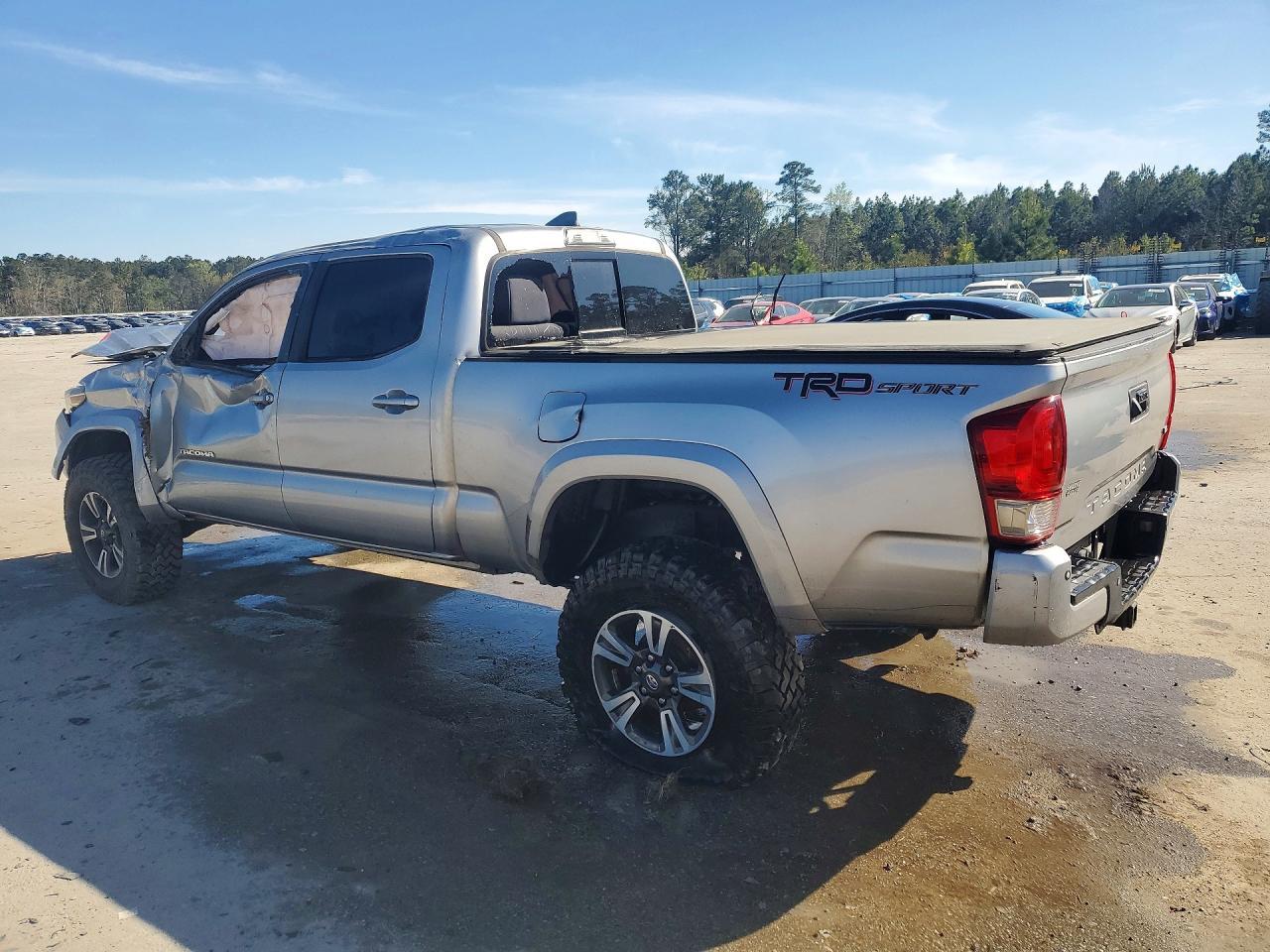 2017 Toyota Tacoma Trd Sport - Фото 2