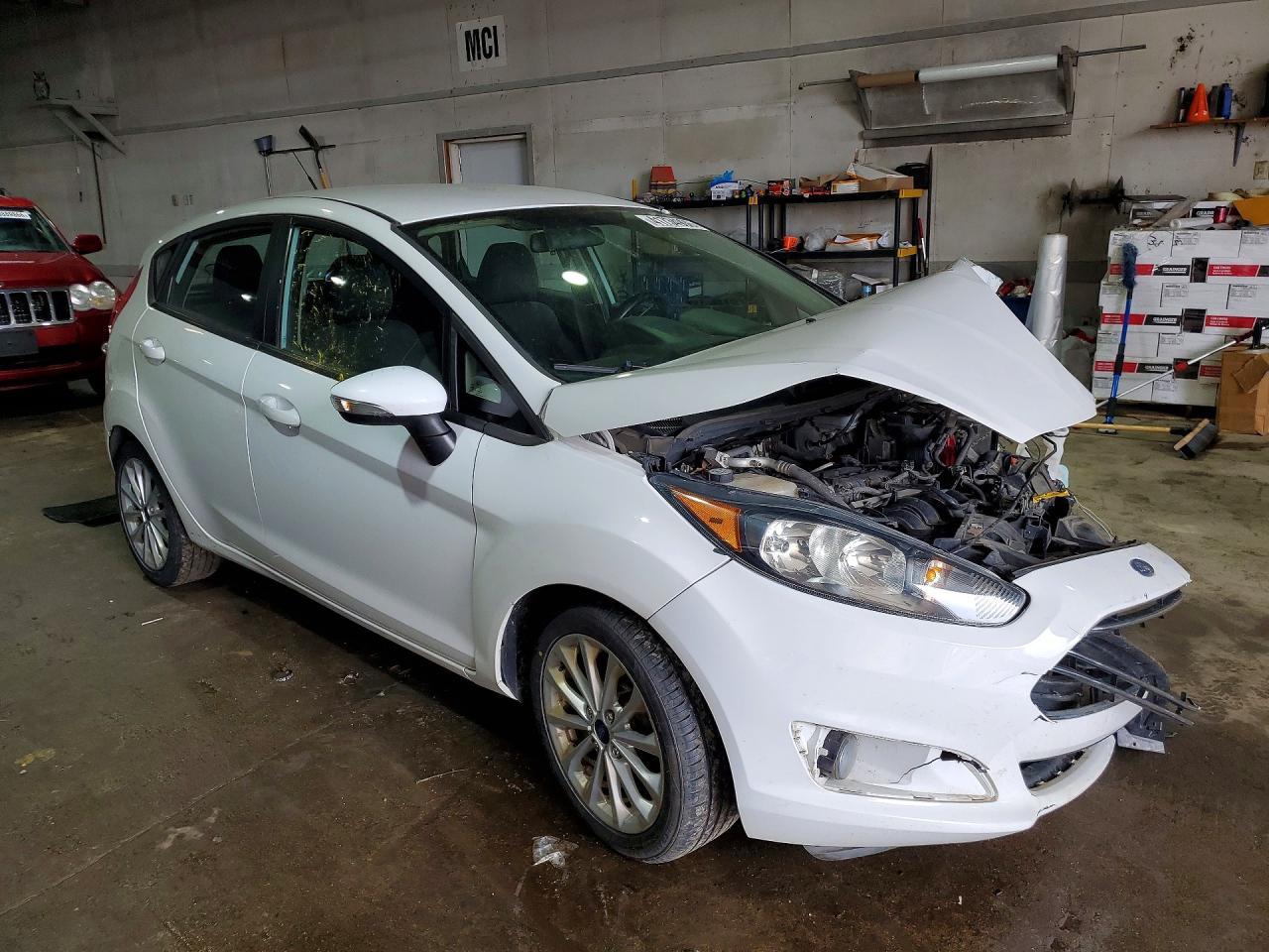 2014 Ford Fiesta Se - Image 4