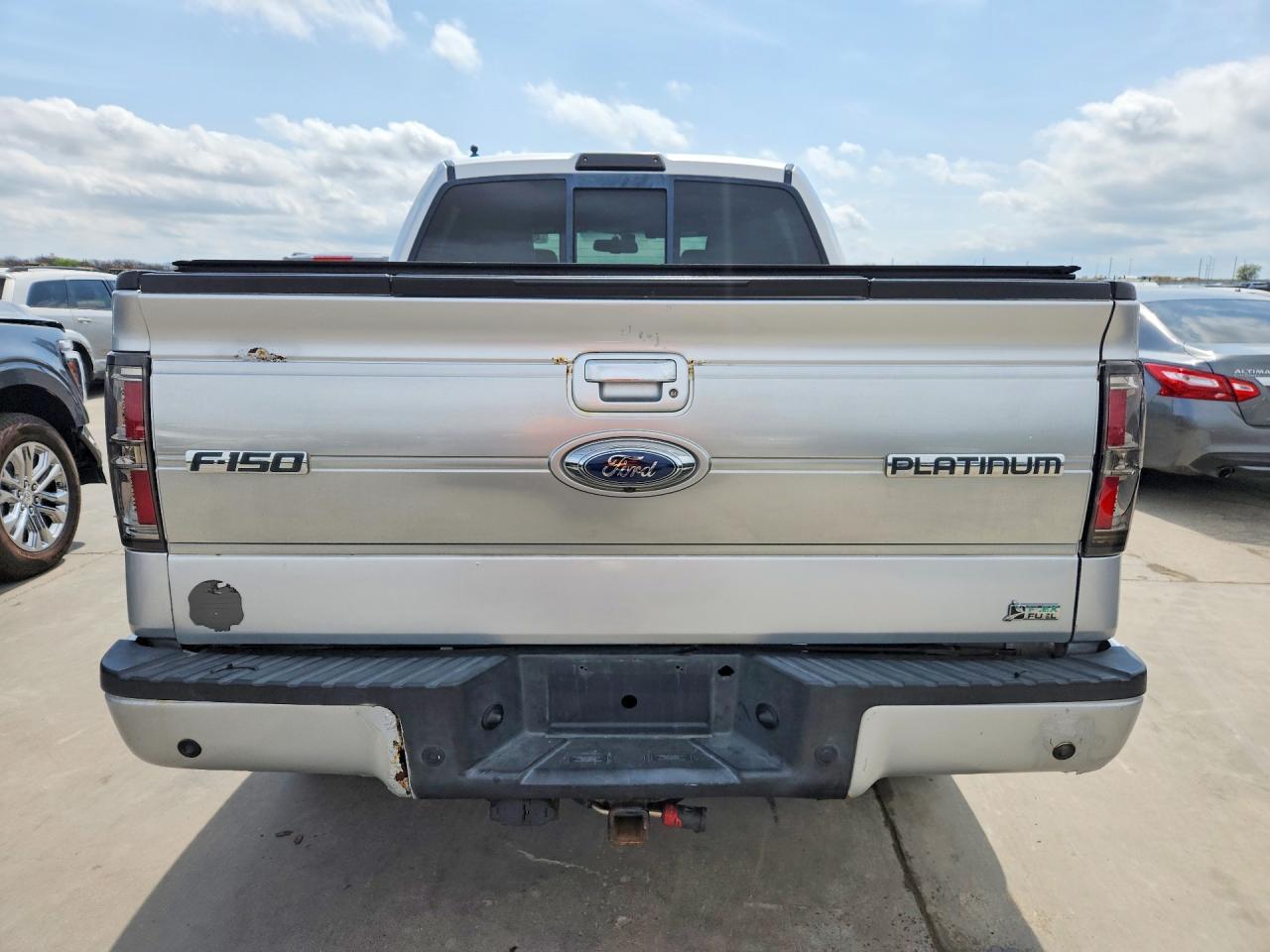 2010 Ford F150 Supercrew - Image 6