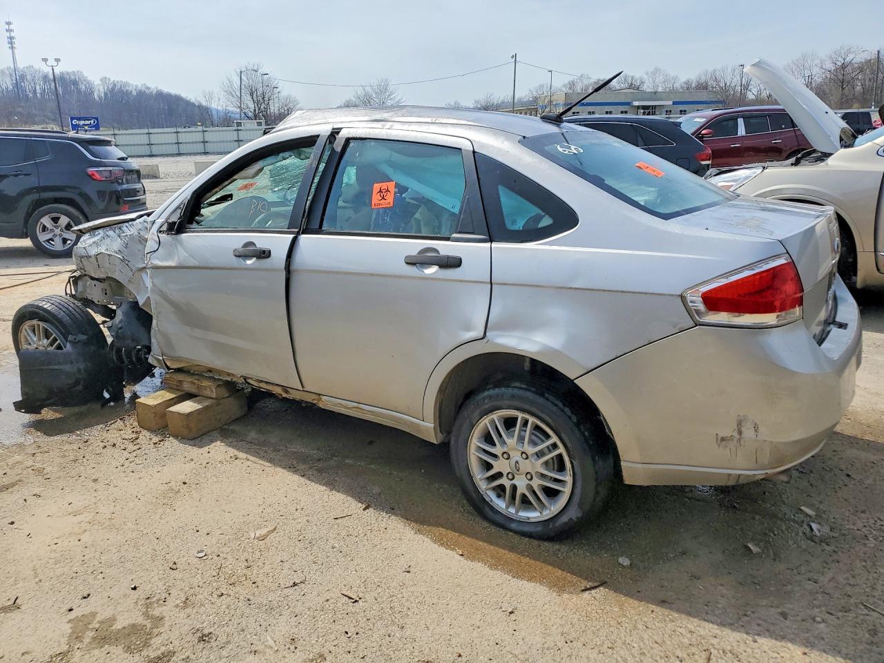 2009 Ford Focus Se - Фото 2