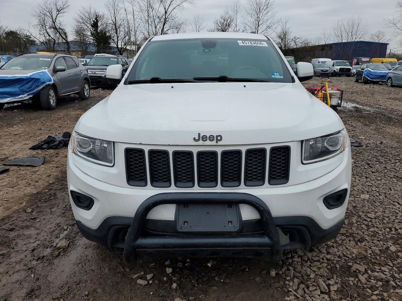 2015 Jeep Grand Cherokee Laredo - Image 5