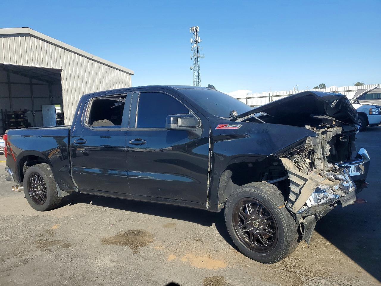 2020 Chevrolet Silverado K1500 Lt - Фото 4