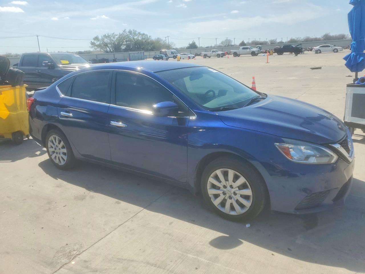 2017 Nissan Sentra S - Фото 4