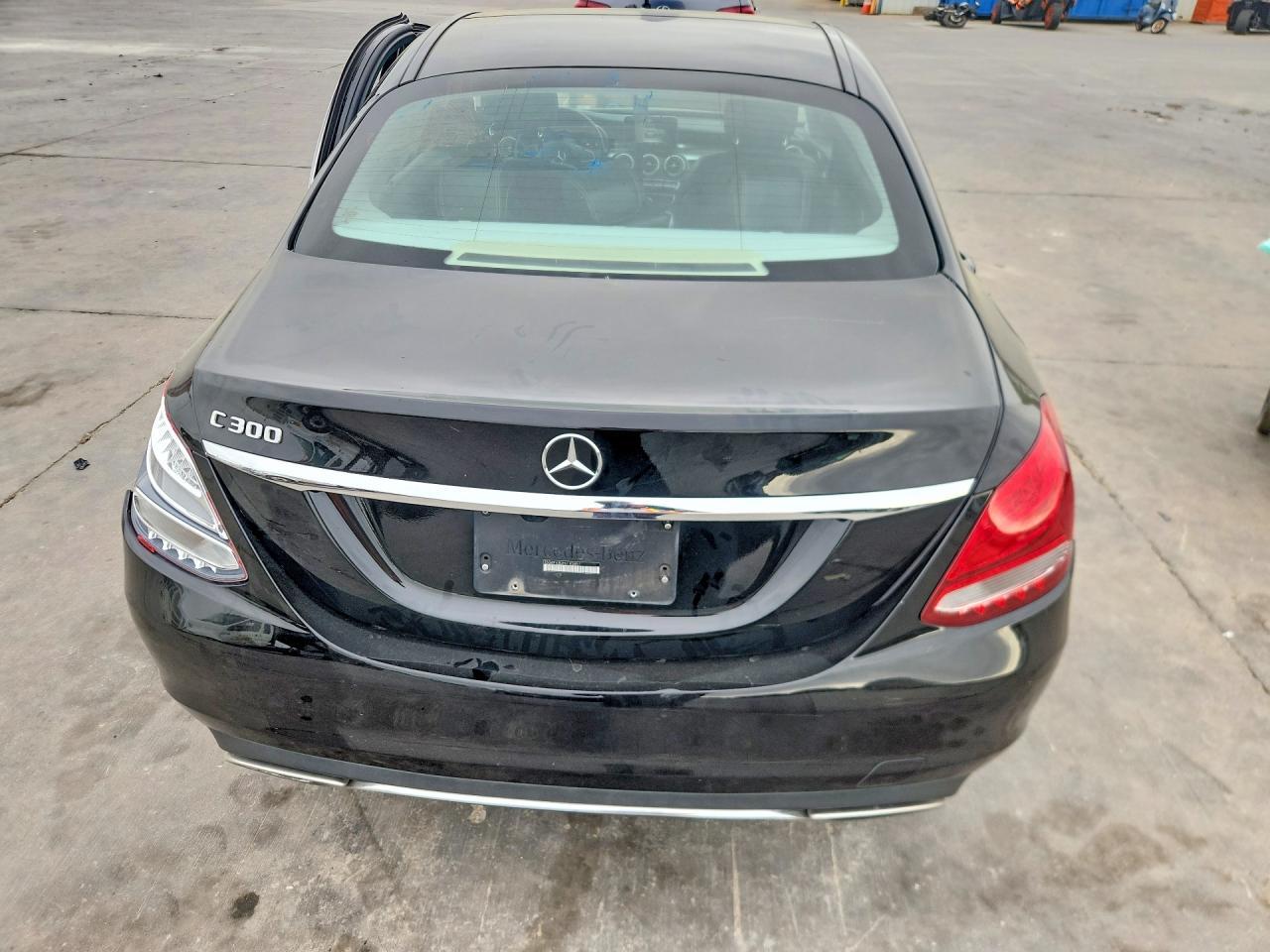 2017 Mercedes-Benz C 300 - Фото 6