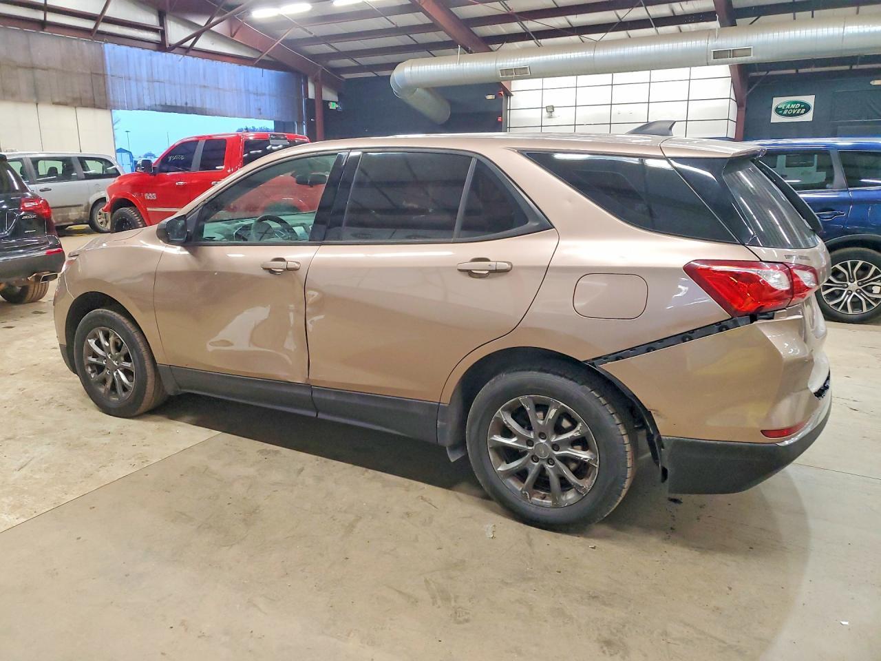 2018 Chevrolet Equinox Ls - Image 2