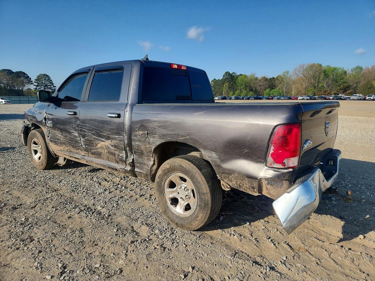 2018 Ram 1500 Slt - Image 2