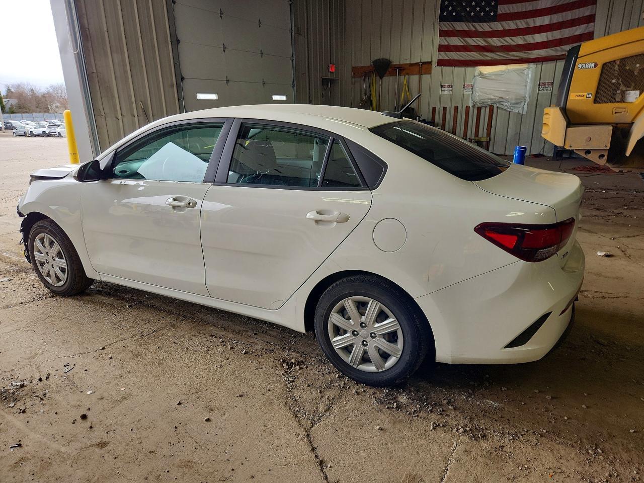 2021 Kia Rio S - Фото 2