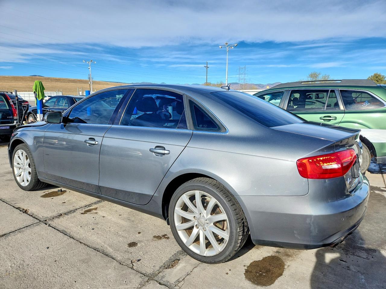 2013 Audi A4 Premium Plus - Фото 2