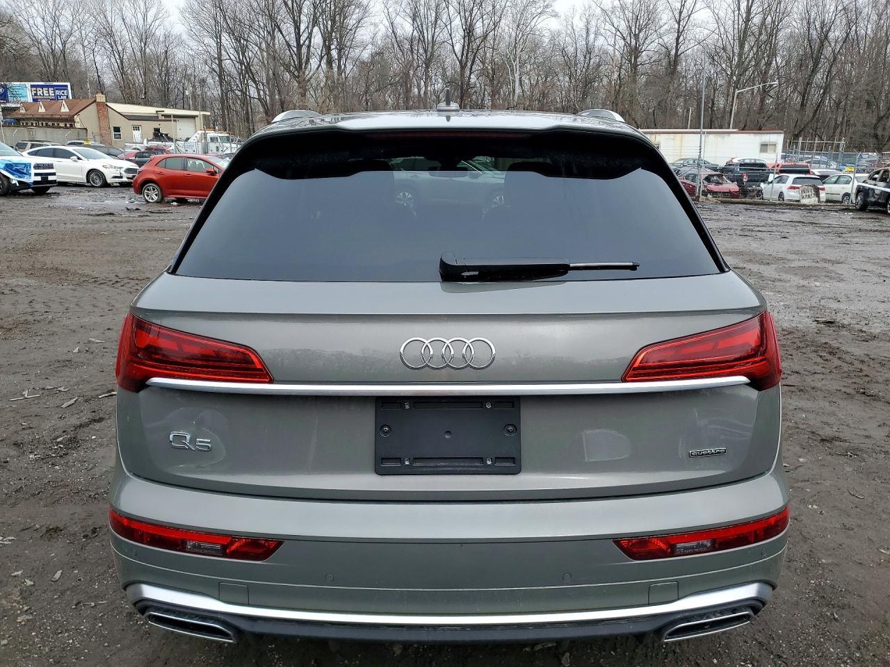 2025 Audi Q5 Premium Plus 45 - Image 6