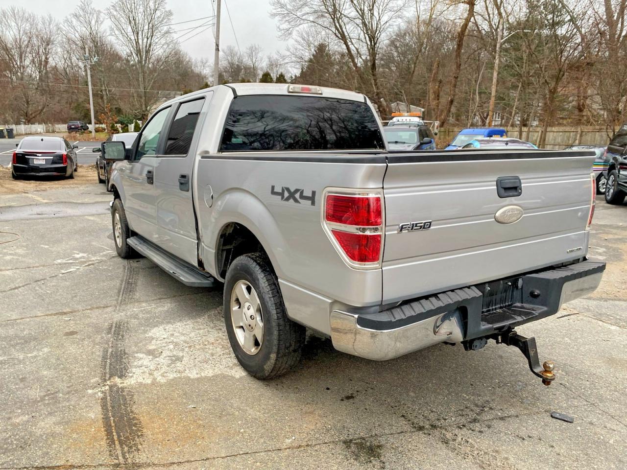 2011 Ford F150 Supercrew - Фото 3