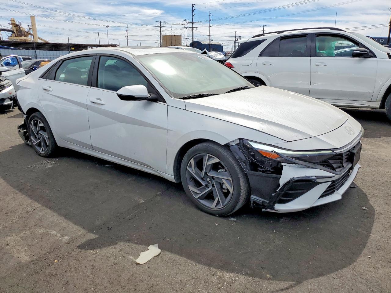 2025 Hyundai Elantra Hybrid Limited - Фото 4