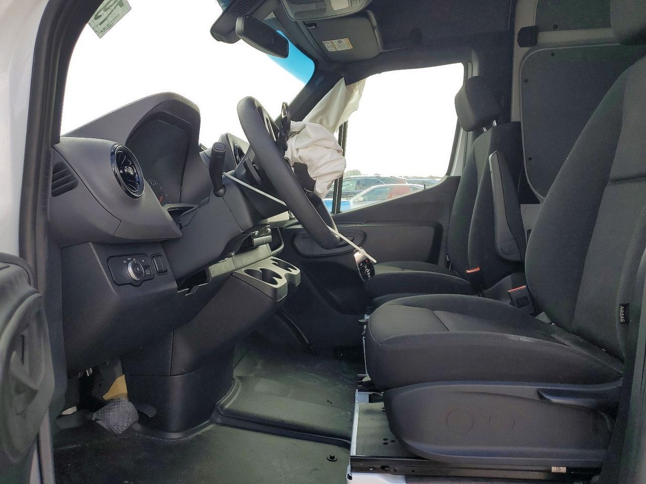 2023 Mercedes-Benz Sprinter 2500 Ext High Roof - Фото 7