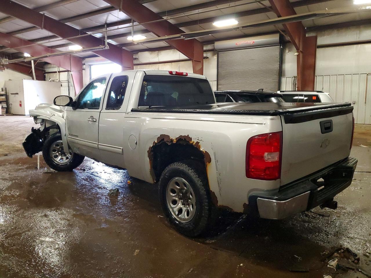 2011 Chevrolet Silverado K1500 Ls - Фото 2